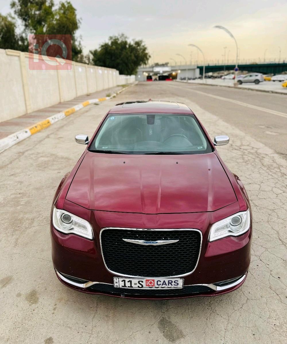 كرايسلر 300